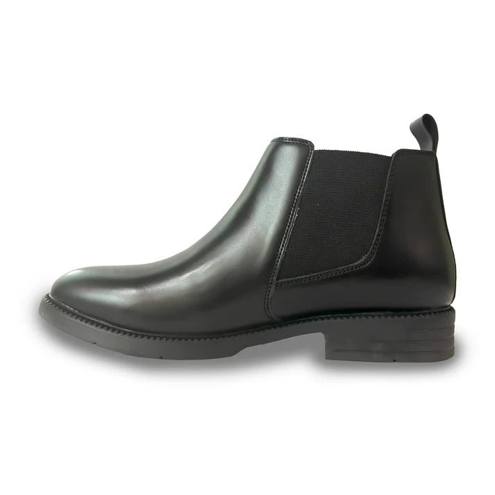Men’s Black Leather Chelsea Boots – Timeless Style