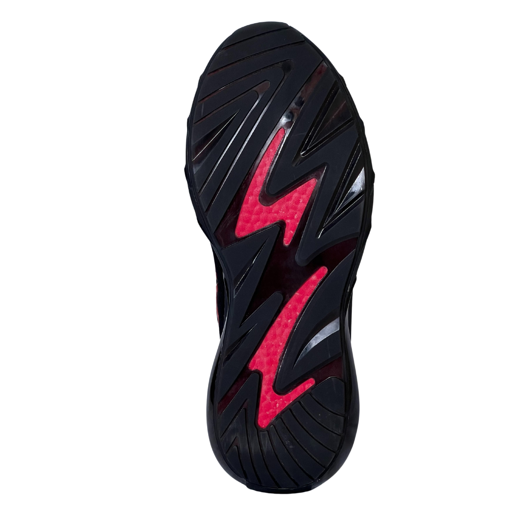 PARIX VoltRush outsole close-up showing tread pattern and red insert
